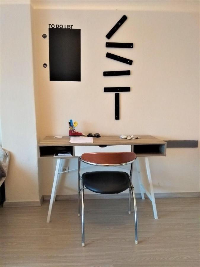 G & G Ii Apartment